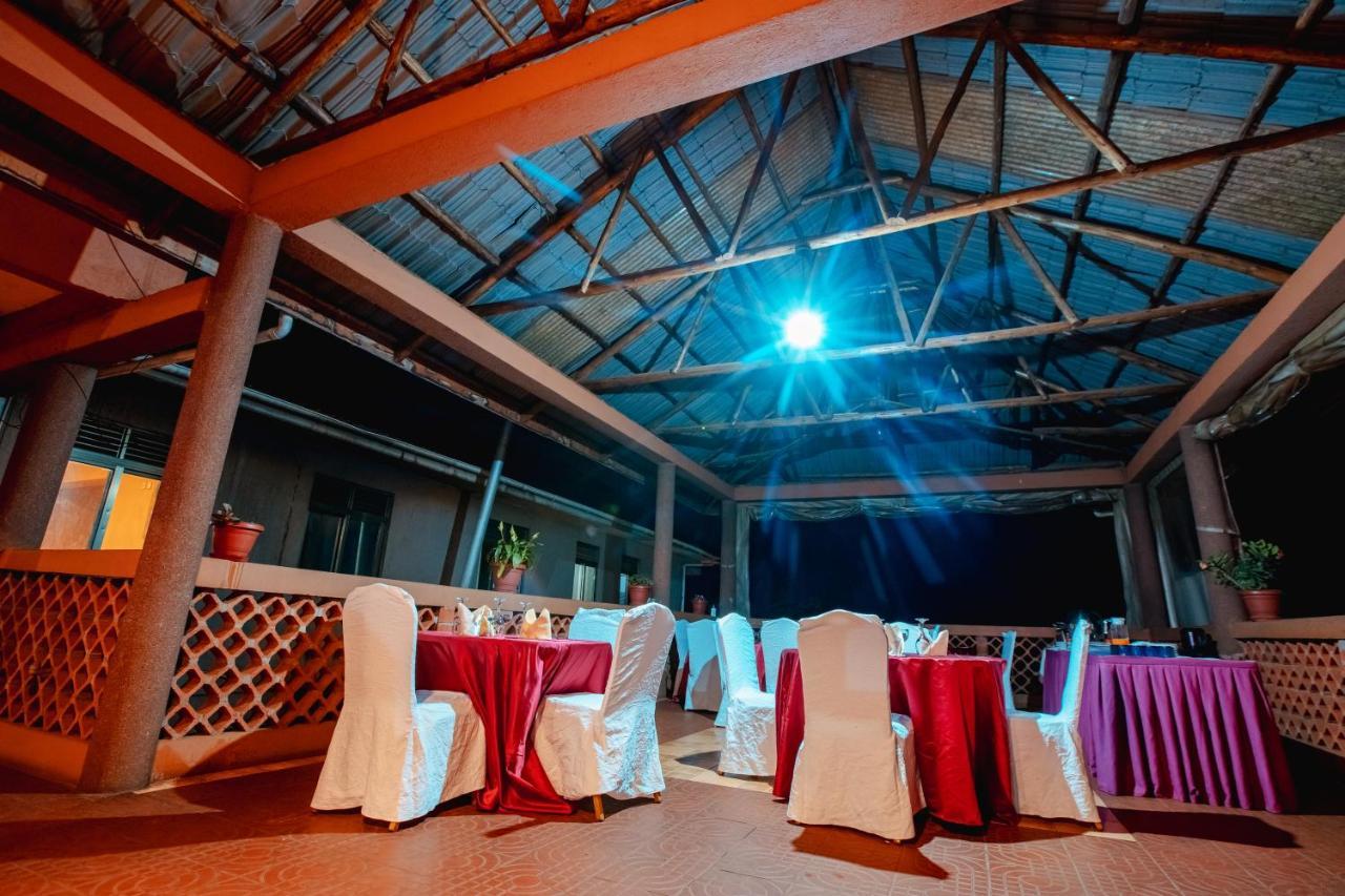 Santa Maria Hotel Entebbe Luaran gambar