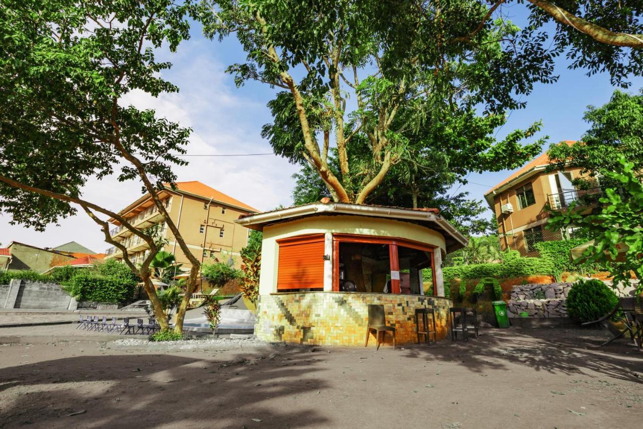Santa Maria Hotel Entebbe Luaran gambar